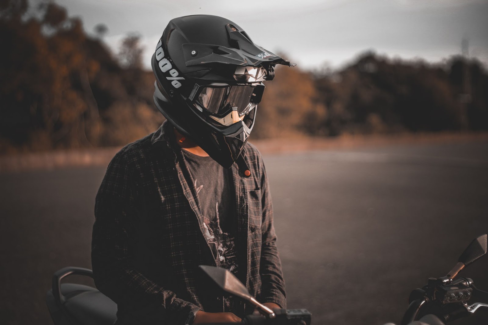Deadpool Motorcycle Helmet: Unleash Your Inner Merc with a Mouth